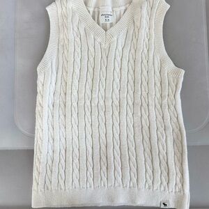 Abercrombie & Fitch White Cable Knit Sweater Vest
